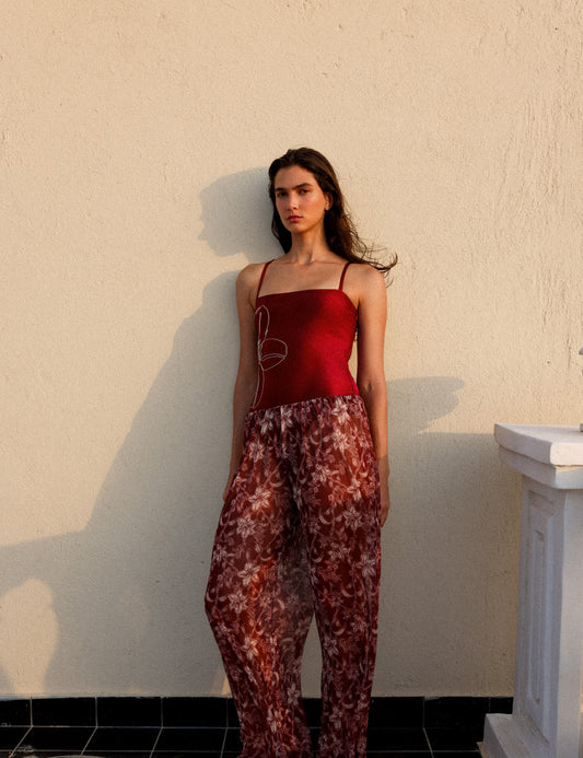 Pantalón fluido color vino Carmesí para mujer marca Ophia